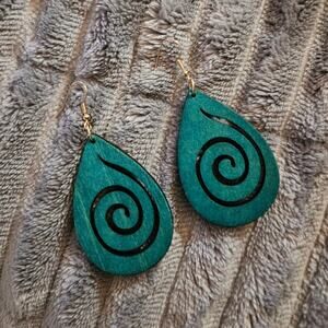 Boutique Teal Stained Wood Swirl Dangle Earrings ~ Casual ~ Boho ~ Airy